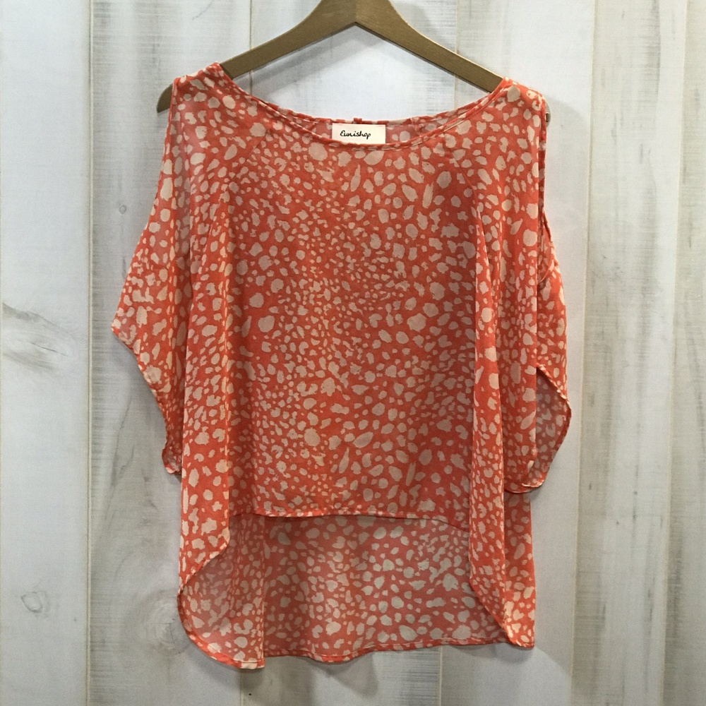 Eunishop Red Tan Print Hi Lo Top Small